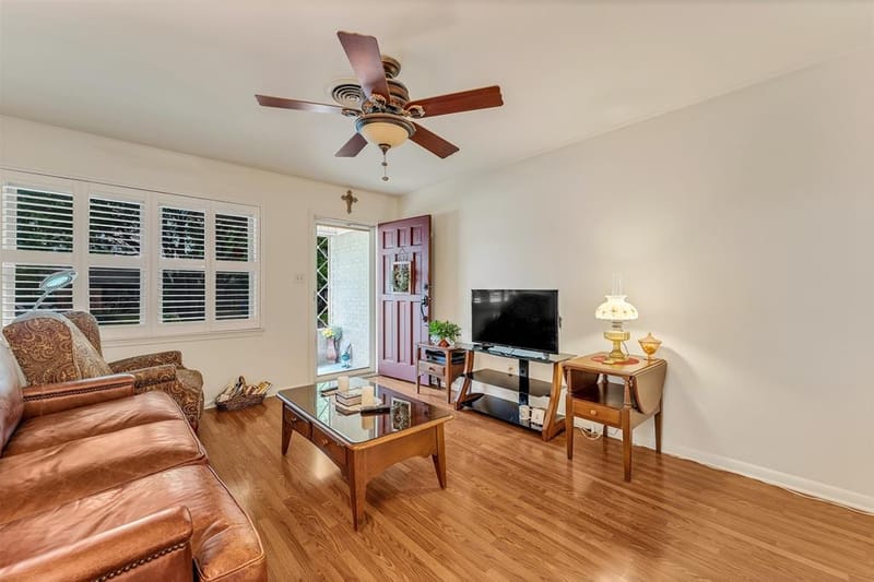 1325 Royal Oaks Drive, Waco TX 76710 - Photo 6