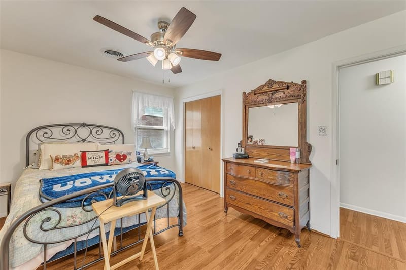 1325 Royal Oaks Drive, Waco TX 76710 - Photo 17