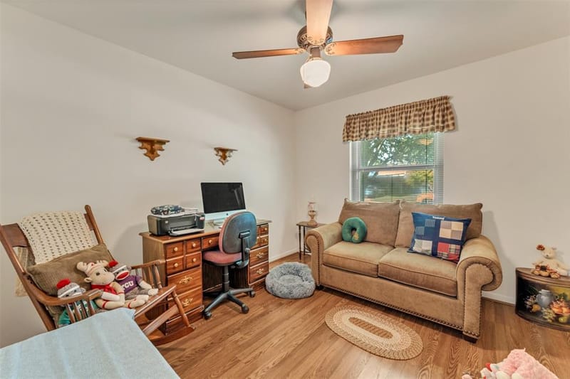 1325 Royal Oaks Drive, Waco TX 76710 - Photo 22
