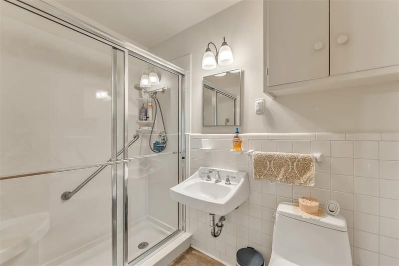 1325 Royal Oaks Drive, Waco TX 76710 - Photo 20