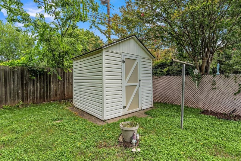 1325 Royal Oaks Drive, Waco TX 76710 - Photo 30