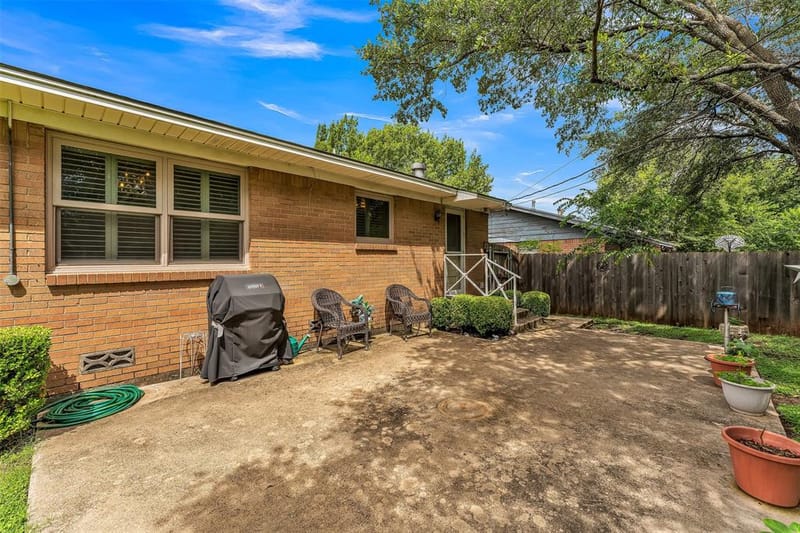 1325 Royal Oaks Drive, Waco TX 76710 - Photo 29
