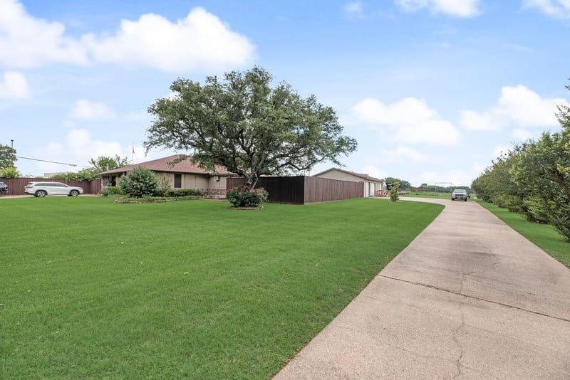 12704 Garden Grove Drive, Dallas TX 75253 - Photo 6