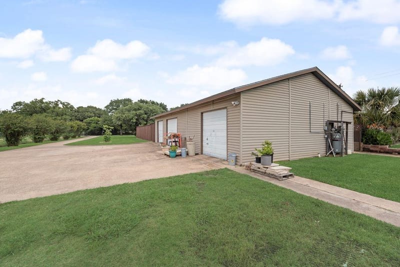 12704 Garden Grove Drive, Dallas TX 75253 - Photo 32