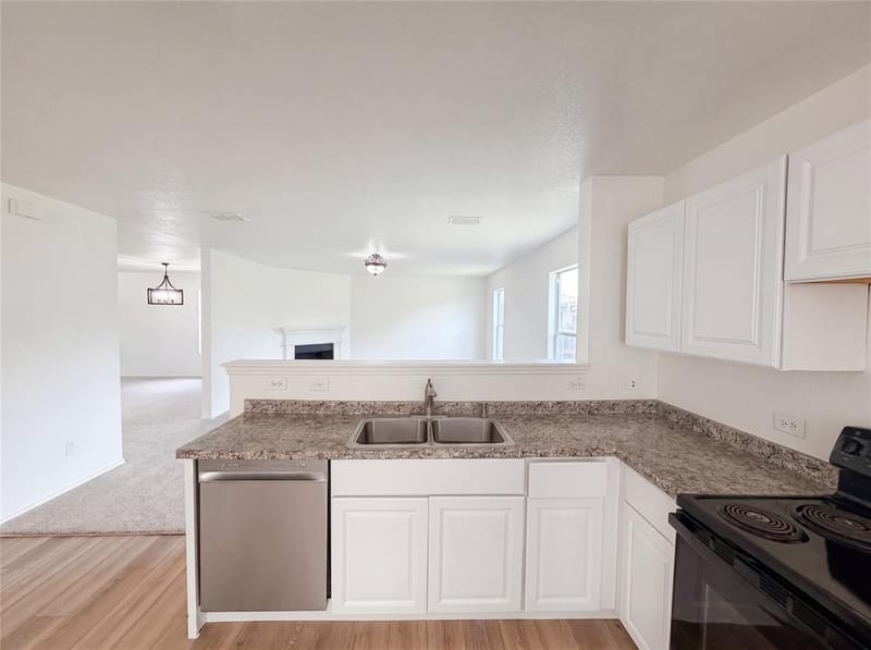 773 San Felipe Trail, Fort Worth TX 76052 - Photo 6