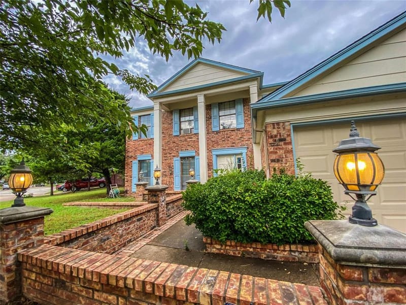 4250 Claremont Drive, Grand Prairie TX 75052