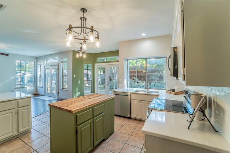 1240 Trinity Drive, Benbrook TX 76126 - Photo 11