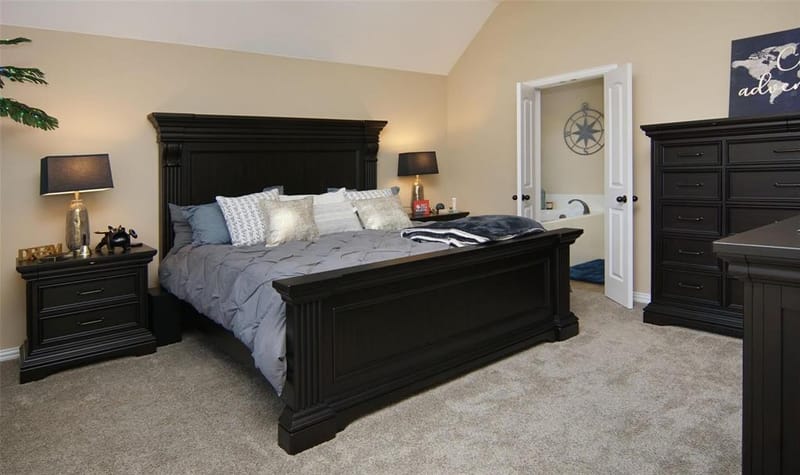 2752 Elmwood Drive, Burleson TX 76028 - Photo 13