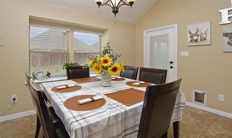 2752 Elmwood Drive, Burleson TX 76028 - Photo 12
