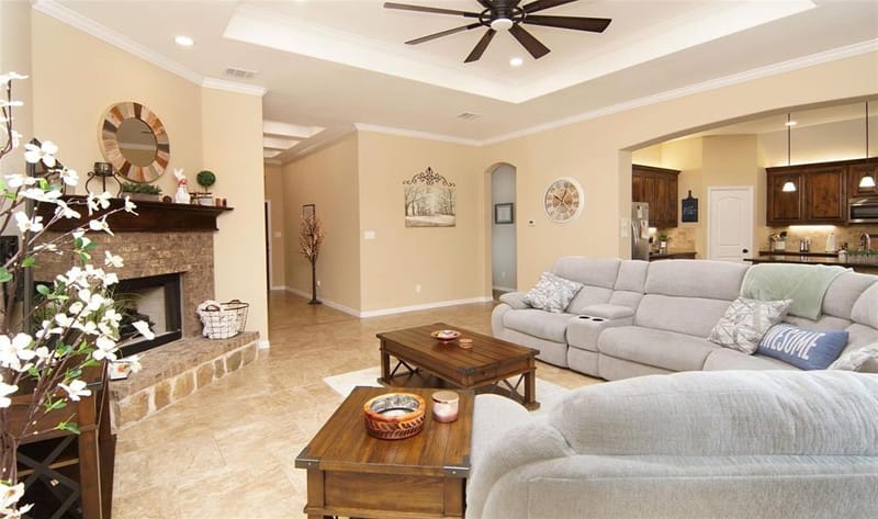 2752 Elmwood Drive, Burleson TX 76028 - Photo 8