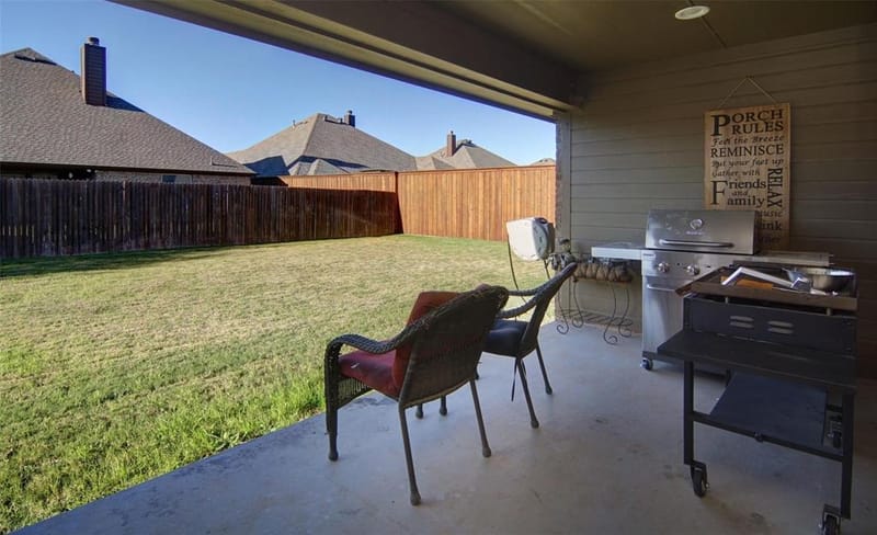 2752 Elmwood Drive, Burleson TX 76028 - Photo 21