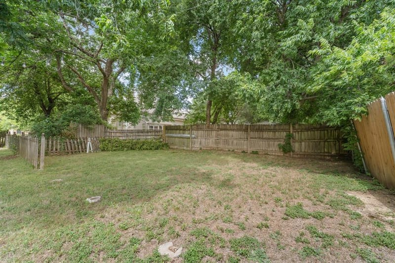 320 E Franklin Street, Hillsboro TX 76645 - Photo 36