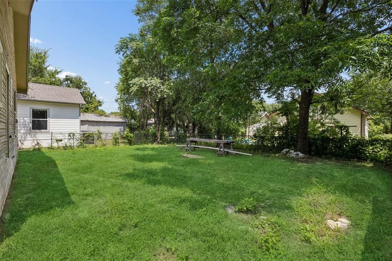 2830 Tanner Street, Dallas TX 75215 - Photo 23