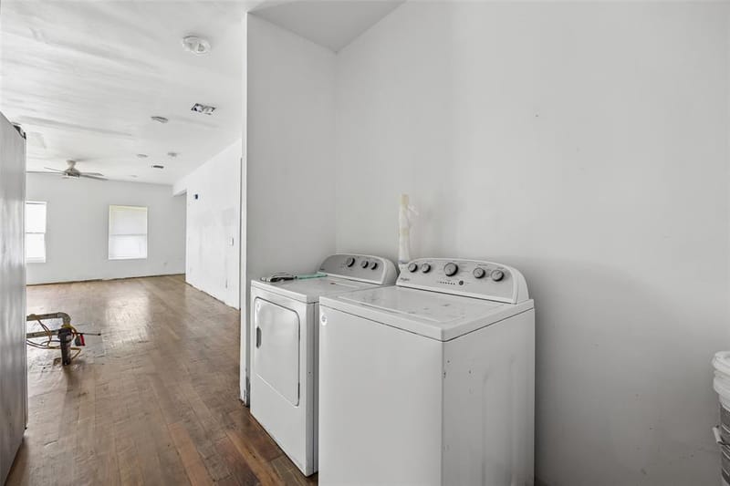 2830 Tanner Street, Dallas TX 75215 - Photo 14