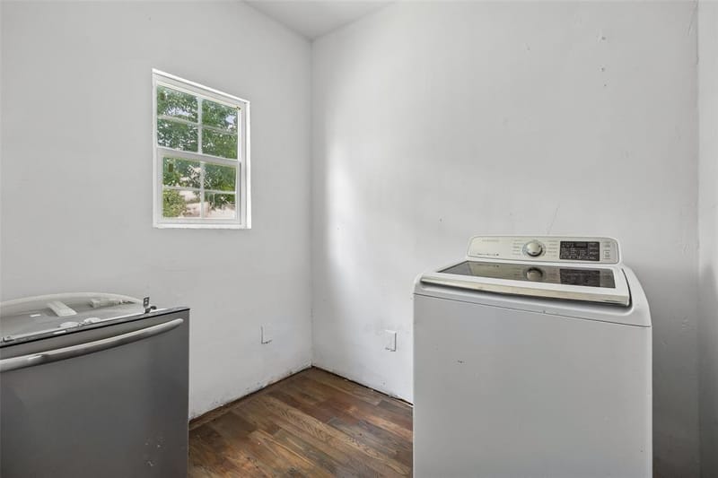 2830 Tanner Street, Dallas TX 75215 - Photo 15