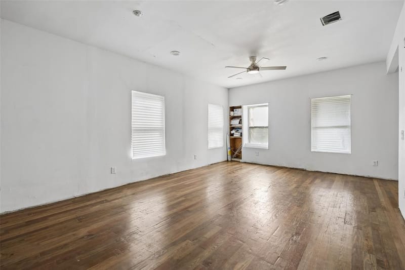 2830 Tanner Street, Dallas TX 75215 - Photo 8