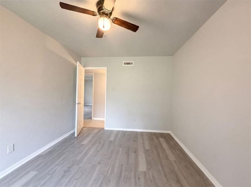 1906 Stockton Trail, Grand Prairie TX 75052 - Photo 11