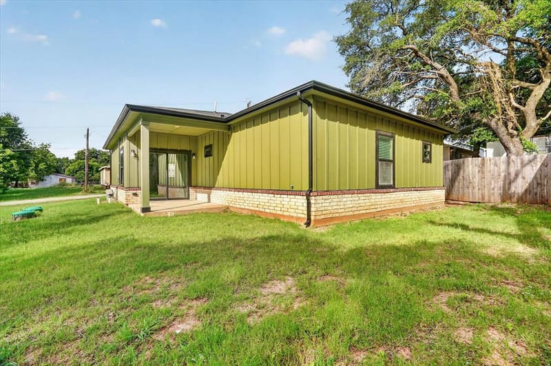 3202 Lowland Drive, Granbury TX 76048 - Photo 32