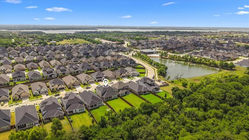 200 Lakeview Drive, Oak Point TX 75068 - Photo 36
