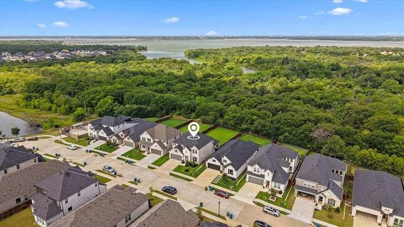 200 Lakeview Drive, Oak Point TX 75068 - Photo 35
