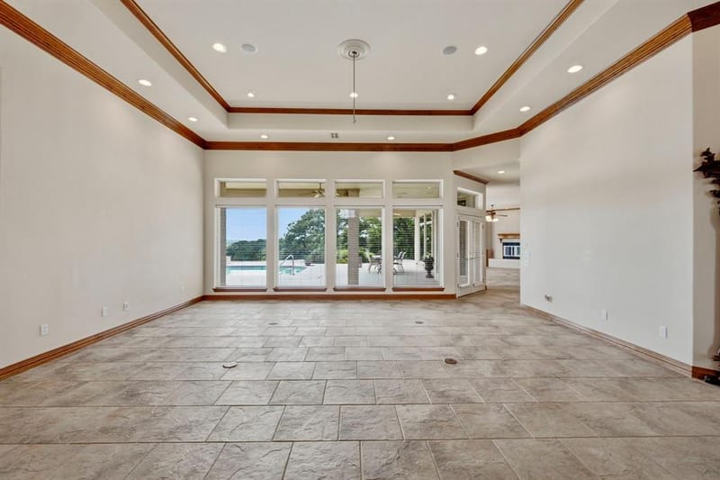 1614 Crow Creek Drive, Granbury TX 76049 - Photo 8
