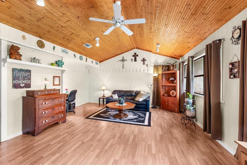 2826 Birchwood Lane, Commerce TX 75428 - Photo 20