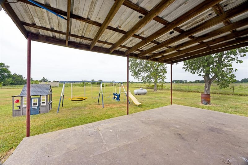 1343 CR 2230, Ivanhoe TX 75447 - Photo 22