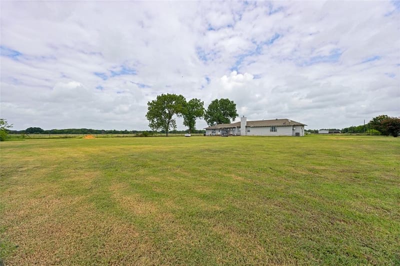 1343 CR 2230, Ivanhoe TX 75447 - Photo 24