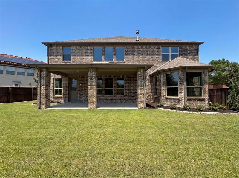 7221 Durand Drive, Irving TX 75063 - Photo 5