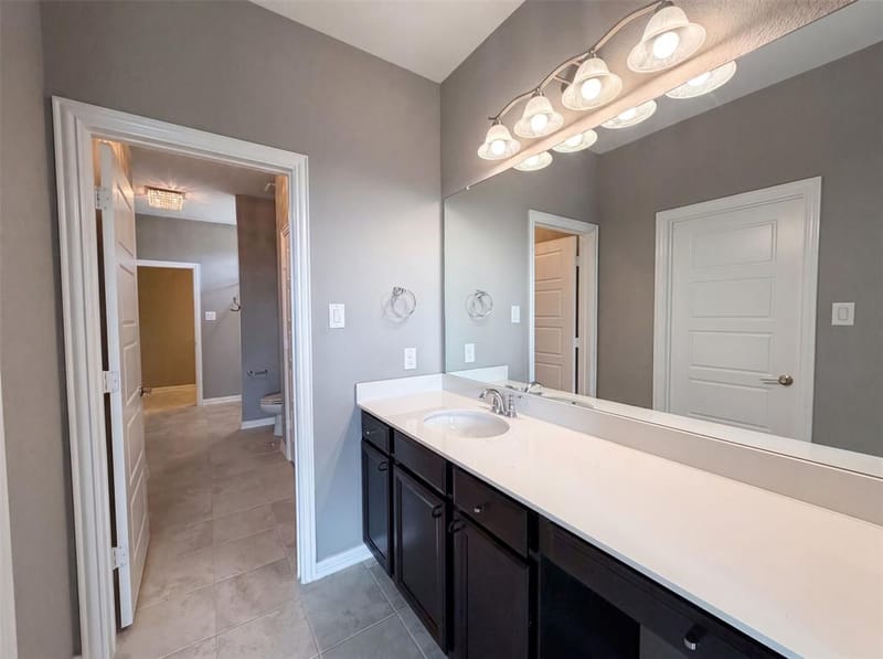 7221 Durand Drive, Irving TX 75063 - Photo 14