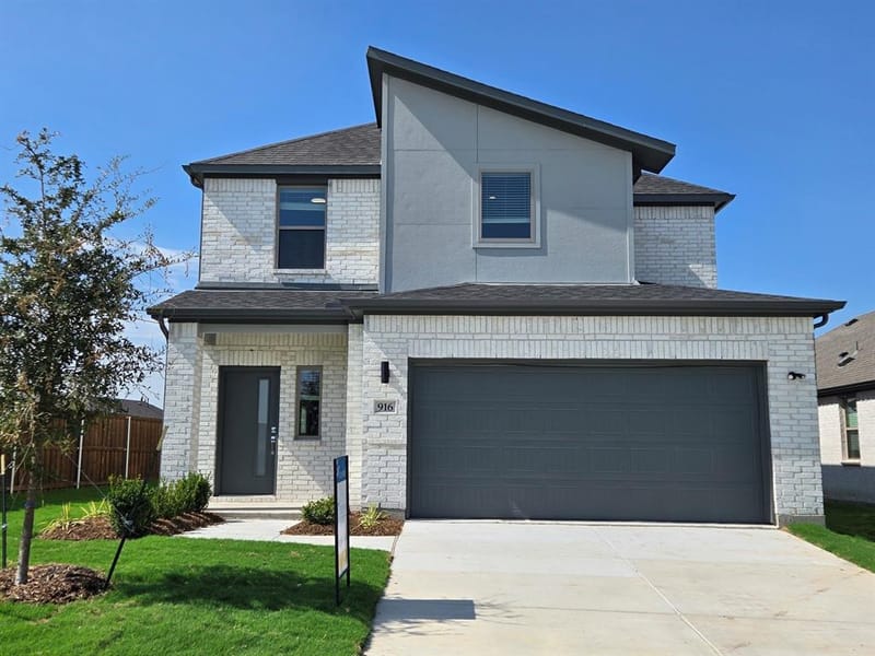 916 Lost Holly Lane, Lavon TX 75166