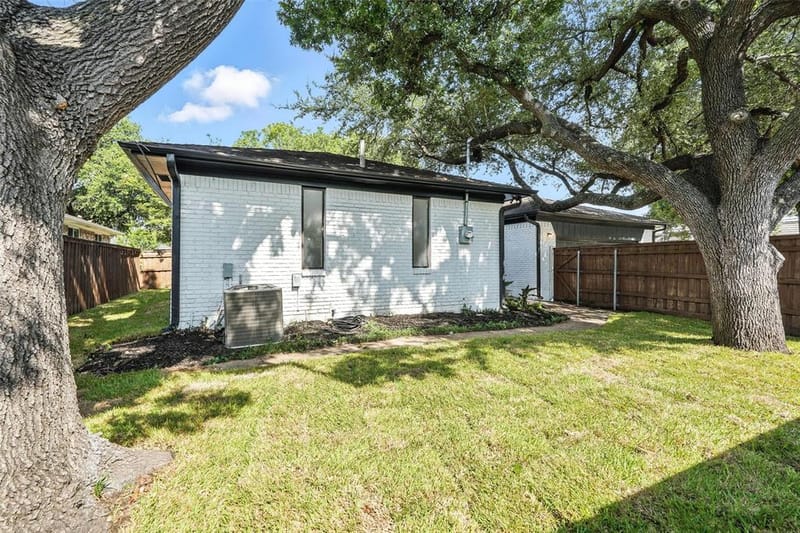 4303 Blackheath Road, Dallas TX 75227 - Photo 34