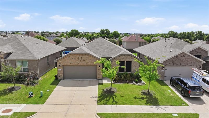 2341 Waggoner Ranch Drive, Weatherford TX 76087 - Photo 3
