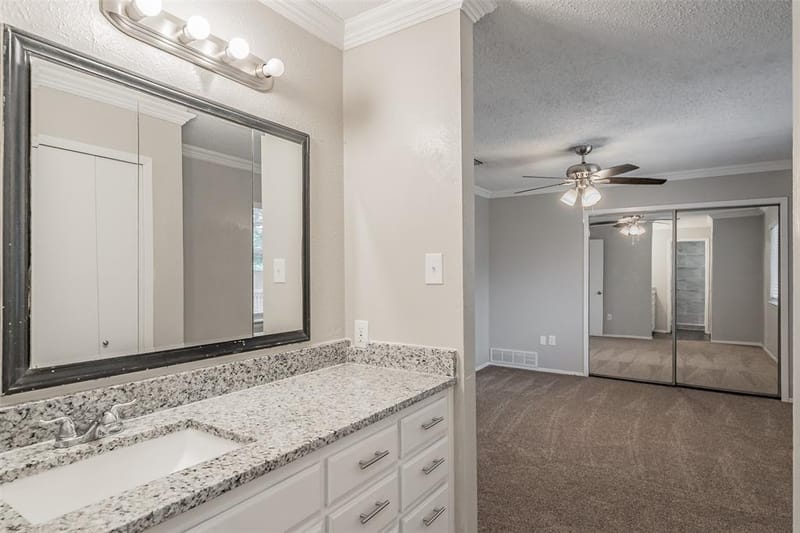1412 Oxford Street, Arlington TX 76013 - Photo 26