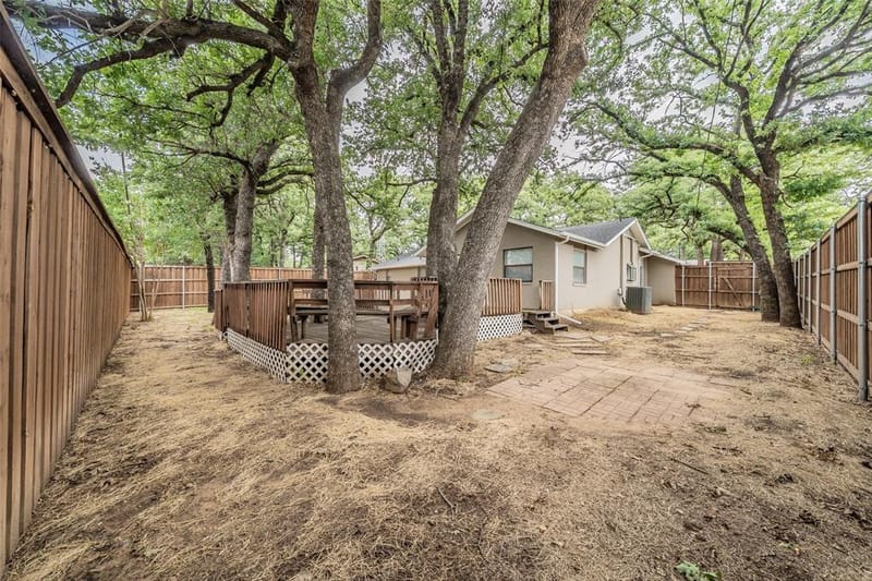 1412 Oxford Street, Arlington TX 76013 - Photo 36