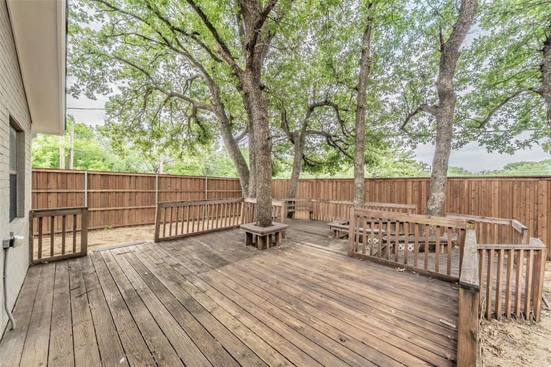 1412 Oxford Street, Arlington TX 76013 - Photo 5