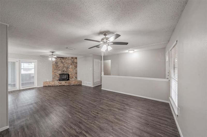 1412 Oxford Street, Arlington TX 76013 - Photo 9