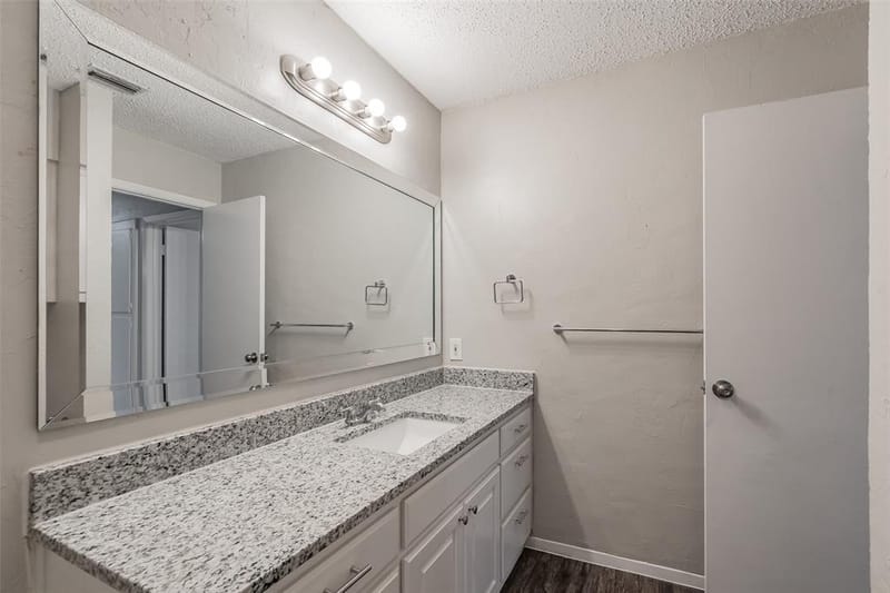 1412 Oxford Street, Arlington TX 76013 - Photo 30