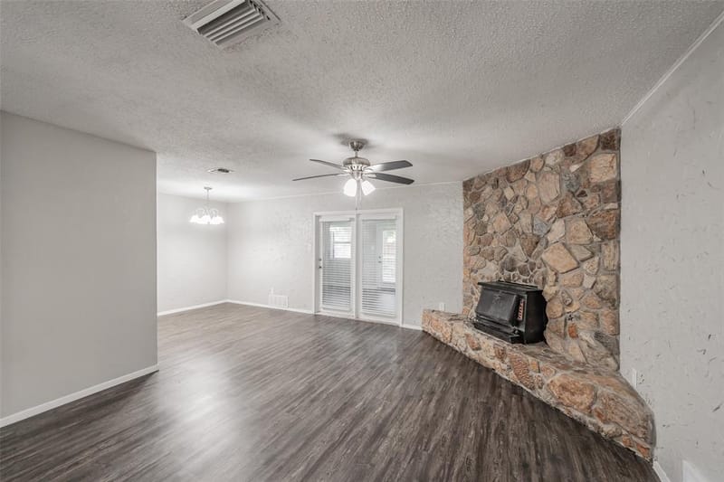 1412 Oxford Street, Arlington TX 76013 - Photo 10