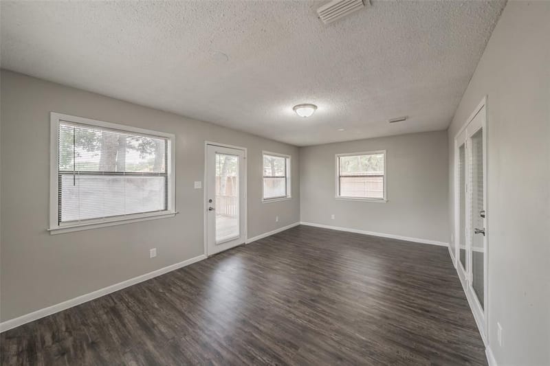 1412 Oxford Street, Arlington TX 76013 - Photo 33