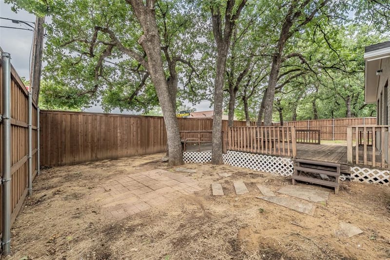 1412 Oxford Street, Arlington TX 76013 - Photo 35