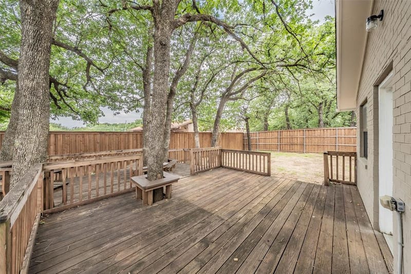 1412 Oxford Street, Arlington TX 76013 - Photo 4