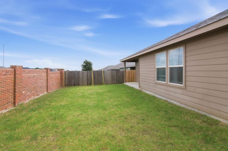 9736 Snowbell Lane, Fort Worth TX 76036 - Photo 24