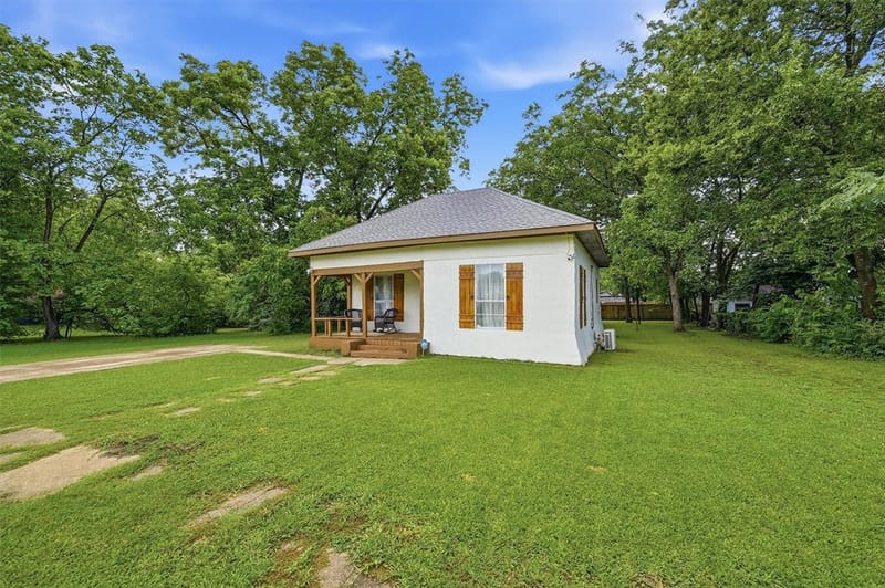 814 S Maxey Street, Sherman TX 75090 - Photo 2