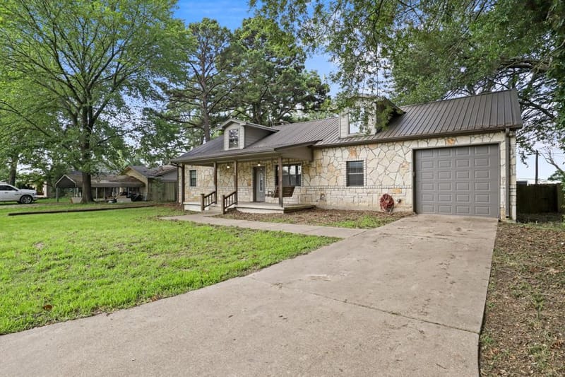 131 Katy, Emory TX 75440 - Photo 2