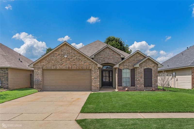 3826 Pickering Pass Drive, Bossier City LA 71111