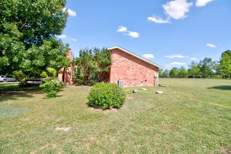 21921 Quail Run Road, Sanger TX 76266 - Photo 27