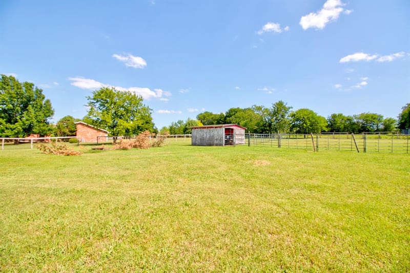21921 Quail Run Road, Sanger TX 76266 - Photo 36