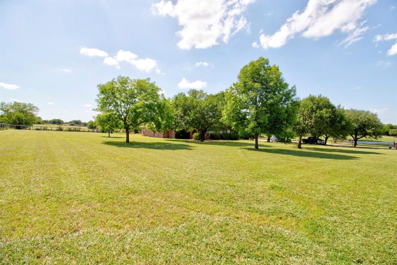 21921 Quail Run Road, Sanger TX 76266 - Photo 37