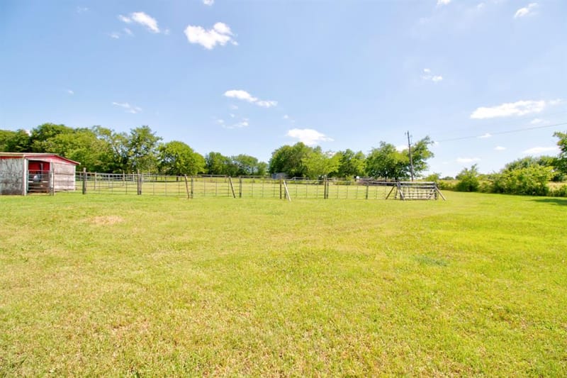 21921 Quail Run Road, Sanger TX 76266 - Photo 35